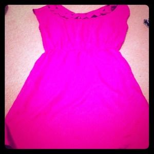 Fueshia dress, pockets, scalloped neckline