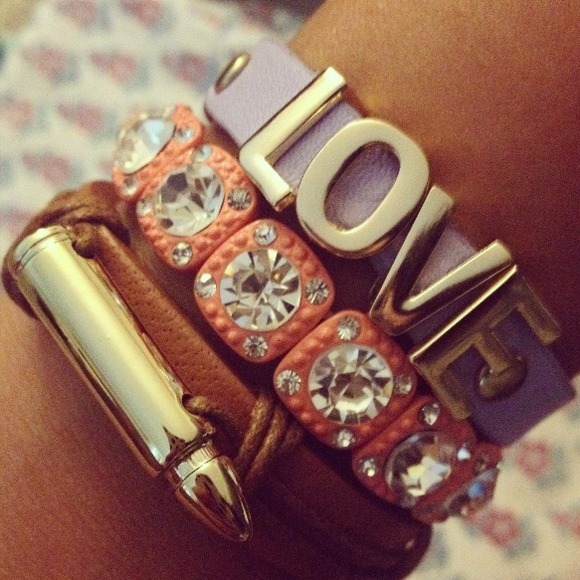 Jewelry - Cute arm party