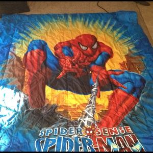 Like New Twin size Spider-Man Comforter and sheet