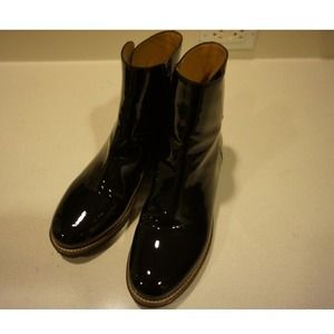 MM6 patent boots