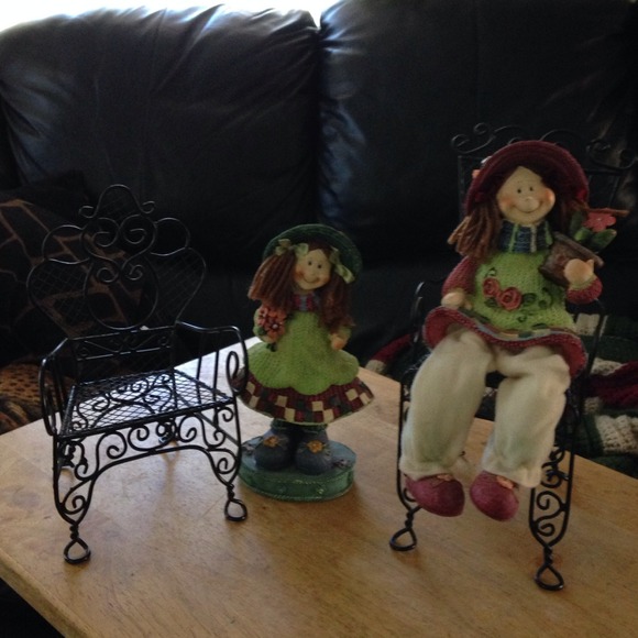 Country girls with chairs - on hold