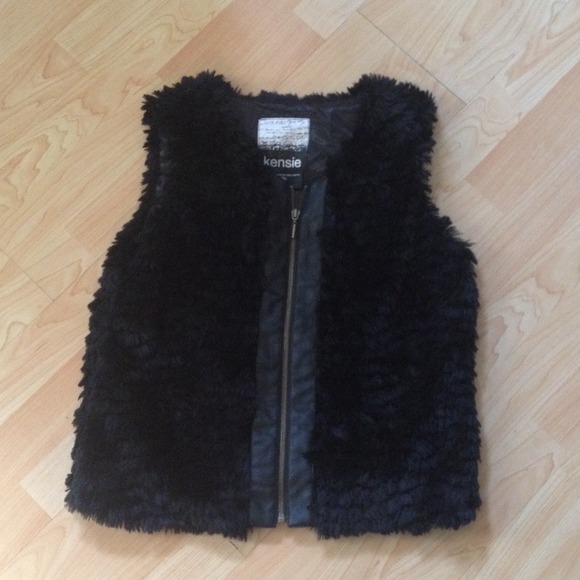 Kenzie black vest