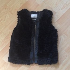 Kenzie black vest