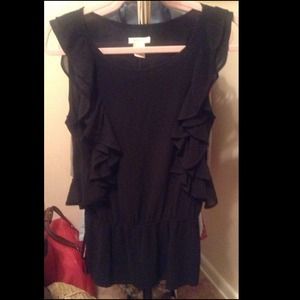Black chiffon ruffle tunic size 2 Dylan and Rose