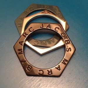 MARC JACOBS. SET OF THREE