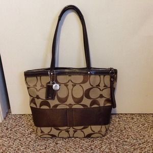 Small Coach tote bag
