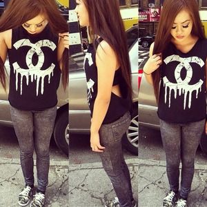 Chanel dripped tank top