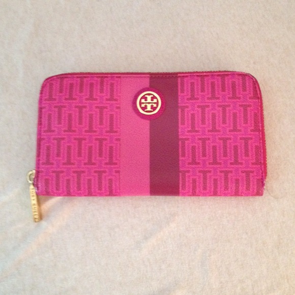Tory Burch Wallet