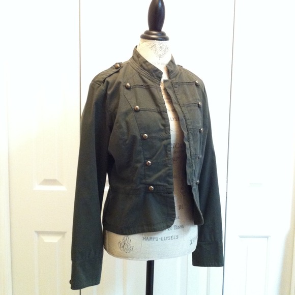 HOLD BUNDLE Military Green Jacket and Purple Top