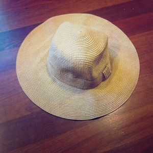 🌞 Brown Summer Hat 🌞