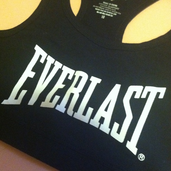 TRADED: Black Everlast Sports Bra Size Small 10 - Picture 3 of 3