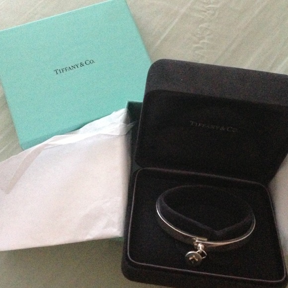 SOLD! Tiffany & Co rose gold locket Bangle - Picture 1 of 4