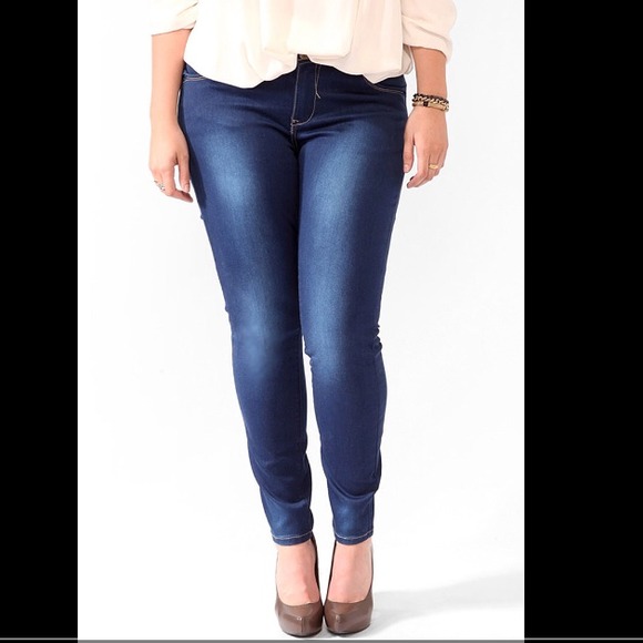 Forever 21+ Denim skinny jeans 'short court'👖