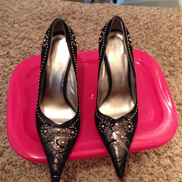 Black and gold heels. Very comfy heels..