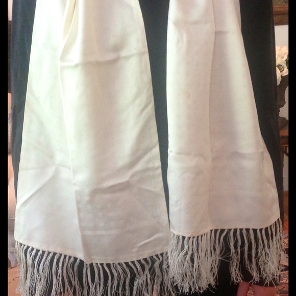 Opera Scarf