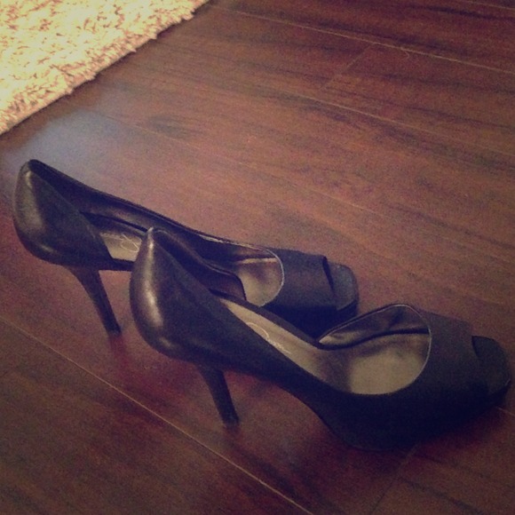 Jessica Simpson black peep toe heels