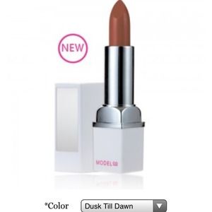 💄Model Co Party Proof Lipstick💄