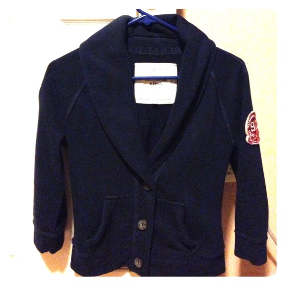SOLD ❌❌❌ Abercrombie  & Fitch jacket/sweater
