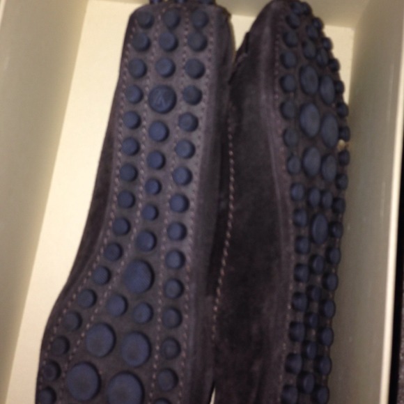 Louis Vuitton dark brown flats NEVER WORN - Picture 3 of 3
