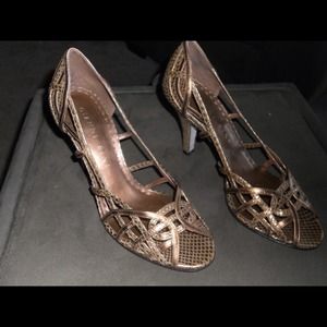 Gianni Bini gold heels