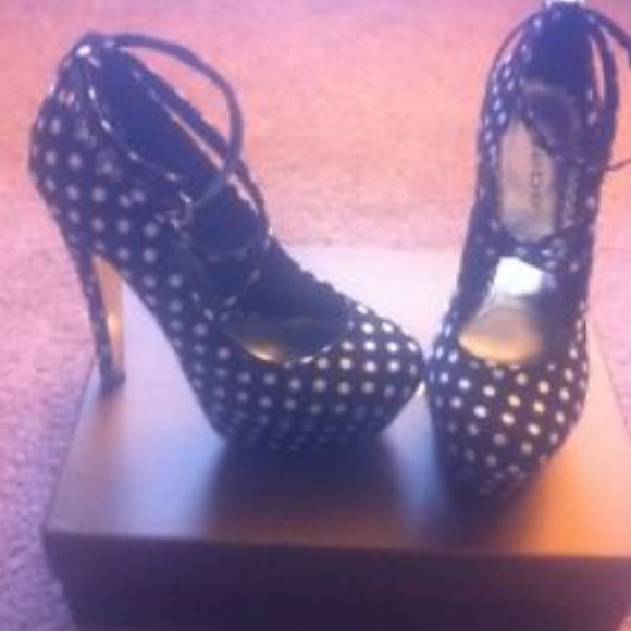 Bebe polka dot strappy heels - Picture 2 of 4