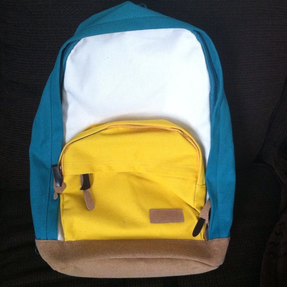 Brand new book bag !!!