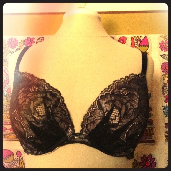super sexy Victoria's Secret lace bra!