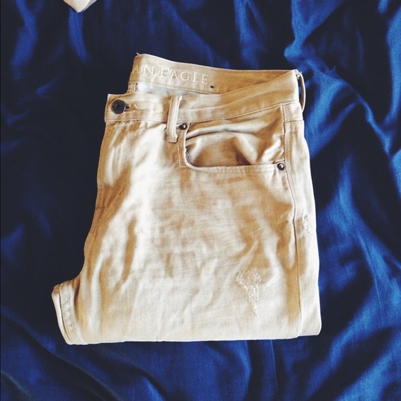 American Eagle khaki jeans. - Picture 1 of 4
