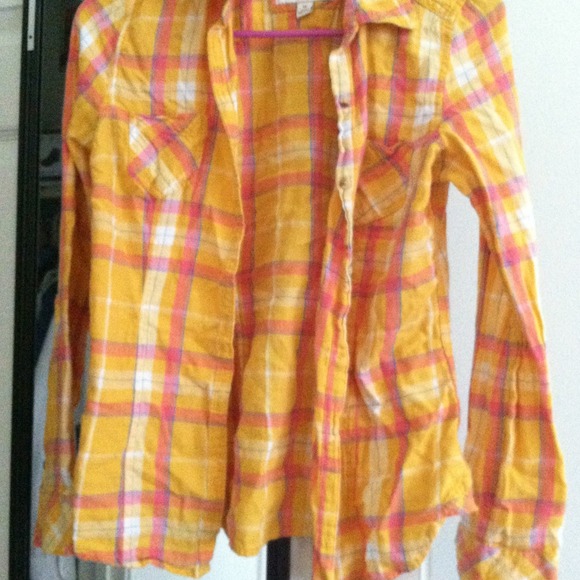 Plaid button up!
