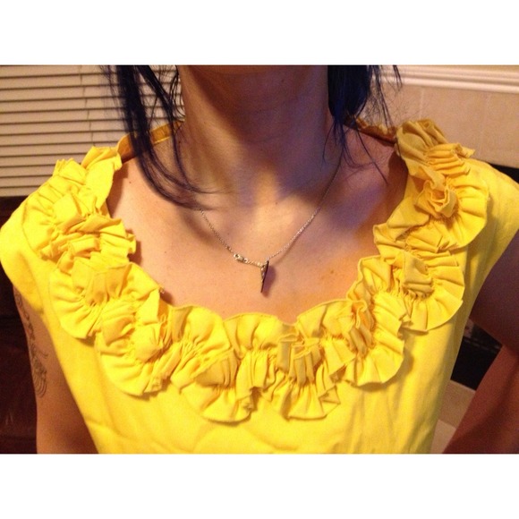 ๐YELLOW MAGGY LONDON DRESS - BRAND NEW!๐ - Picture 3 of 4