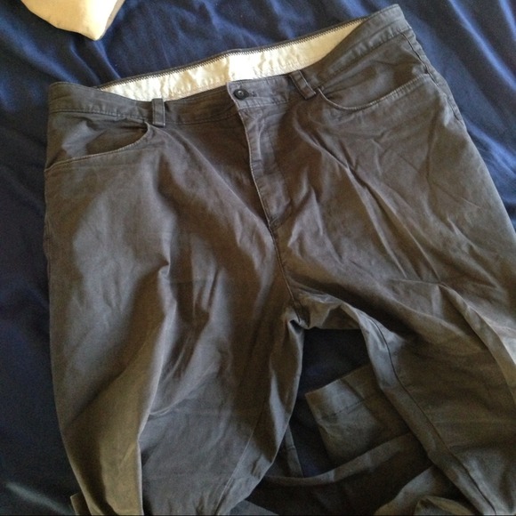 Dark grey Calvin Klein pants. - Picture 4 of 4
