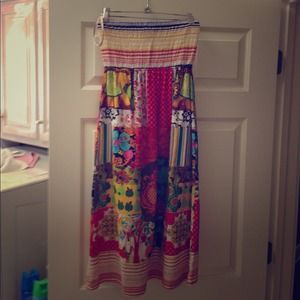 Multicolored strapless dress