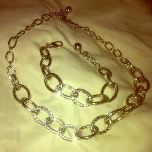 2 piece  jewelry  set (silver )