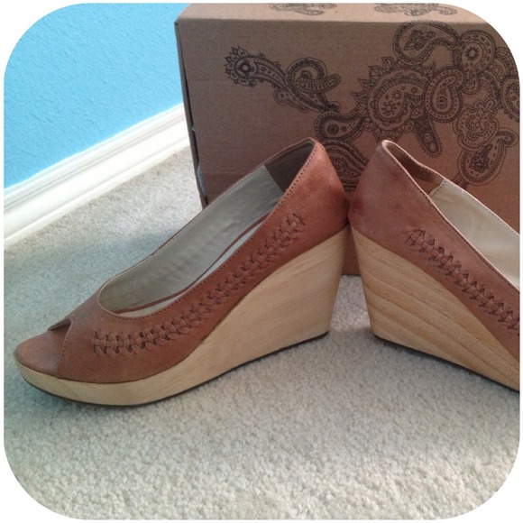 Urban Outfitters braided leather wedge heel