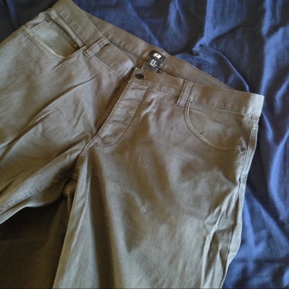 Grey H&M pants. - Picture 4 of 4