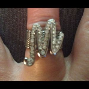 Initial ring. Size 6