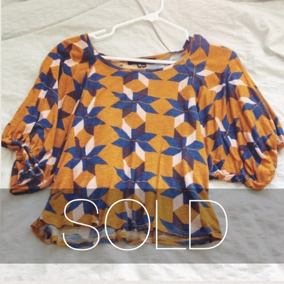 **SOLD** Orange-blue top