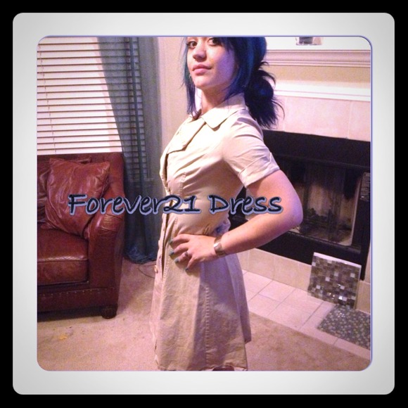 💙💜💙 Khaki Military-Styled forever21 Dress