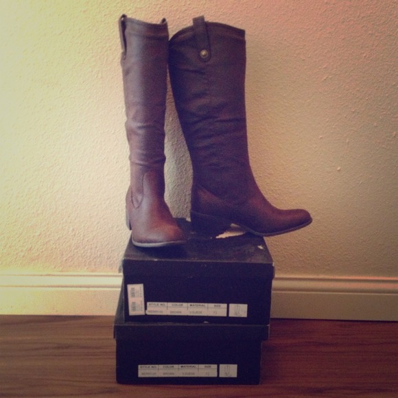 Wild Diva brown "distressed" riding boots