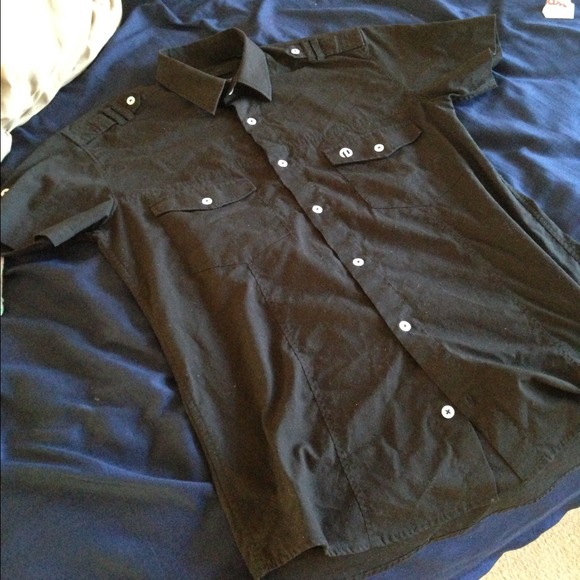 Black button down. - Picture 4 of 4