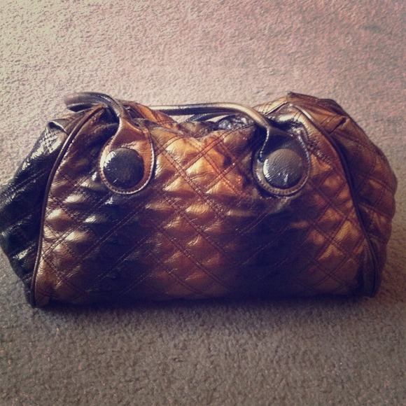 Handbags - 🎉Sale!!!🎉brown quilted ombré handbag!