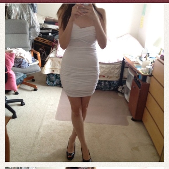 White bodycon dress