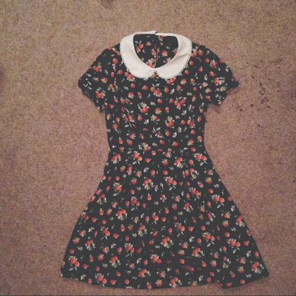 Adorable Peter Pan Collared Dress