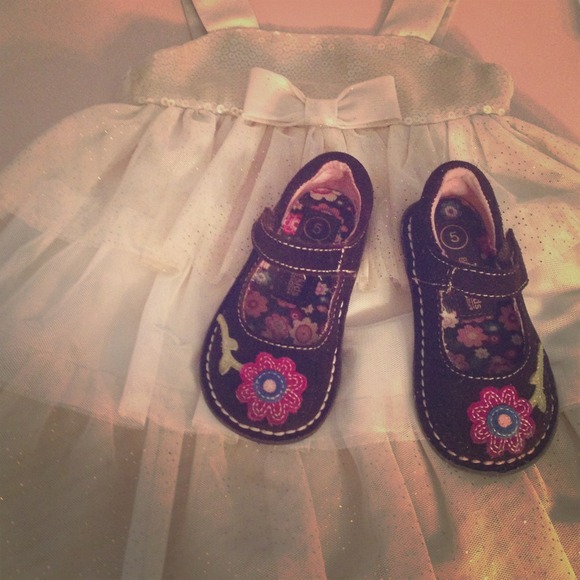 Bundle dress and shoes