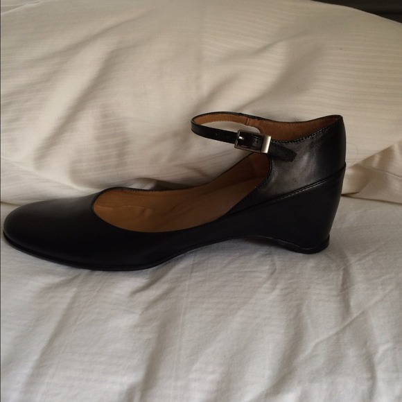 🎁Sold on Ebay🎁NIB Made in Spain ankle straps