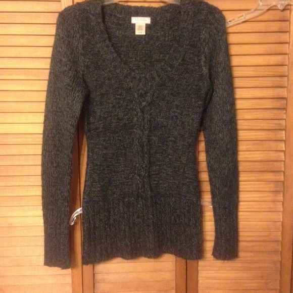 Very soft small sweater