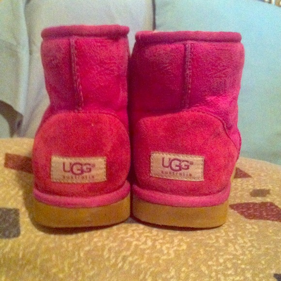 Purple tribal uggs size 7/7.5