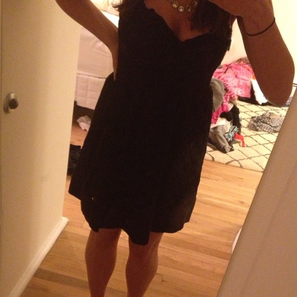 🚫SOLD🚫Eyelet black dress