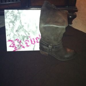 Brown Rebel Boots sz 8