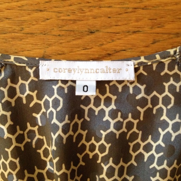 ANTHROPOLOGIE 100% Silk Gray & Cream Dress - Picture 3 of 4